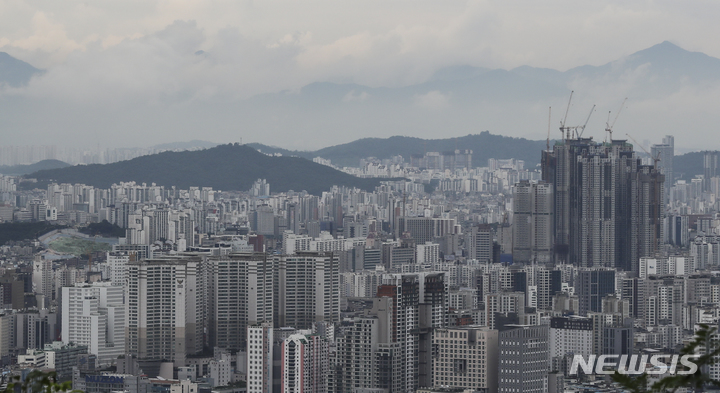 서울 아파트 실거래가지수 13년7개월 만에 최대폭 하락