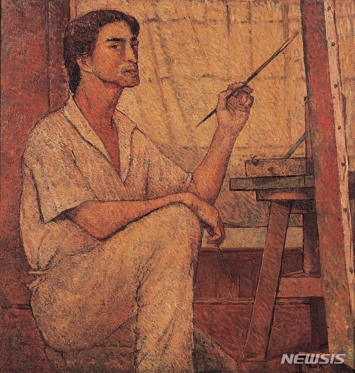 [서울=뉴시스]문신, 자화상, 1943, 캔버스에 유채, 94×80cm, 개인 소장.
