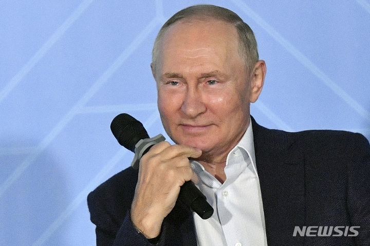 [페트로파블롭스크 캄차츠키=AP/뉴시스]블라디미르 푸틴 러시아 대통령.