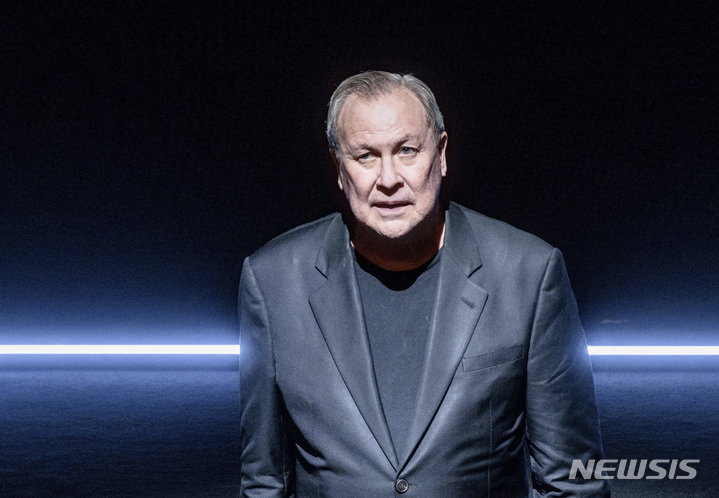 '세계적 연출가' 로버트 윌슨, 별세…향년 83세