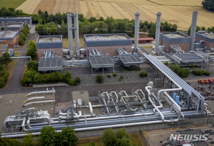 [아이테르펠트(독일)=AP/뉴시스]지난 7월14일 독일 중부 아이테르펠트의 레크로드 가스 저장 시설의 모습. 2022.9.20