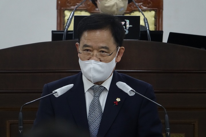 [산청=뉴시스]산청군의회 김수한 의원. *재판매 및 DB 금지