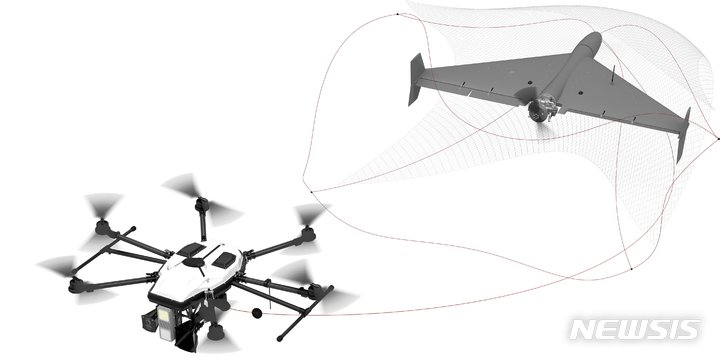 [서울=뉴시스]한화에어로스페이스는 22일 미국 록히드마틴 등과 함께 포르템 테크놀로지스에 조건부지분인수계약(SAFE) 방식으로 1780만 달러(약 225억원)를 투자했다고 밝혔다. 사진은 포르템 테크놀로지스의 대(對)드론 방어 시스템 (사진 = 한화에어로스페이스 제공) 2022.2.22. photo@newsis.com