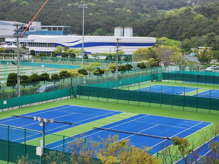 [부산=뉴시스] 부산 남구의 백운포체육공원 테니스장 (사진=부산 남구청 제공) *재판매 및 DB 금지