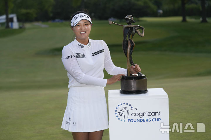 [클리프턴=AP/뉴시스] 지난 2023년 미국여자프로골프(LPGA) 투어 코그니전트 파운더스컵에서 우승했던 고진영. 2023. 5. 14.