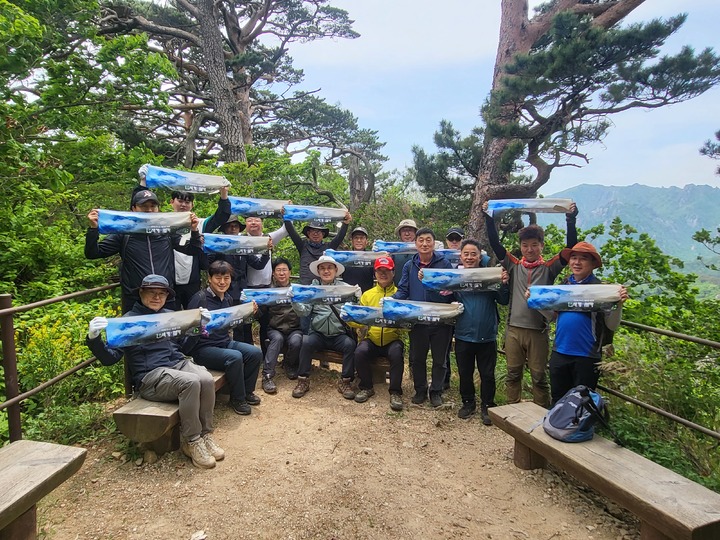 17일 김진태 강원도지사가 설악산 오색케이블카의 금년 내 착공을 위해 설치 예정지를 직접 방문해 실시설계 및 현장여건 점검에 나섰다. 양양군 제공 *재판매 및 DB 금지