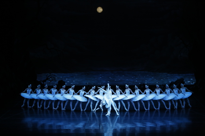 2017백조의호수(강미선,콘스탄틴 노보셀로프)ⓒUniversal Ballet Photo by Kyoungjin Kim 대전문화예술의전당 (17) *재판매 및 DB 금지