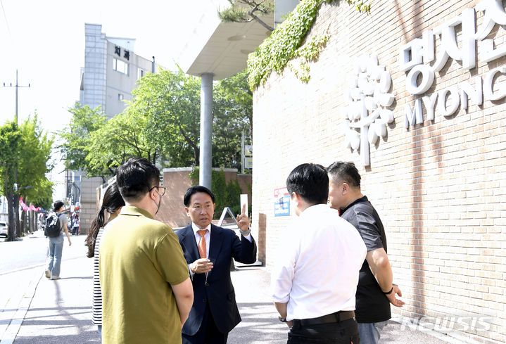 [서울=뉴시스]서울 서부선 경전철의 '102번 정거장' 위치를 놓고 논란이 지속되고 있는 가운데 서대문구가 16일 주민 공청회를 개최한다고 지난 14일 밝혔다. (사진=서대문구 제공). 2023.06.14. photo@newsis.com