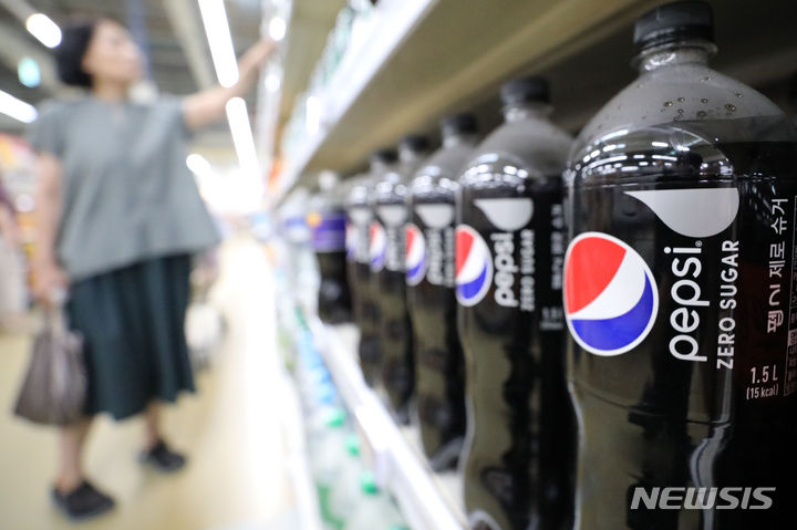 다이어트 콜라의 역습?…"아스파탐, 심장·뇌 손상 위험" 경고