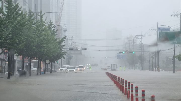 침수된 속초시 내. 속초시 제공 *재판매 및 DB 금지