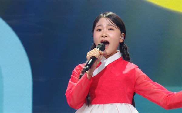 '국민 여동생' 트로트 가수 김다현, 재난안전교육원 홍보대사로