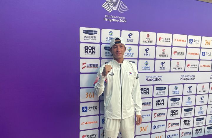 [서울=뉴시스] 홍성찬이 2022 항저우 아시안게임 테니스 남자 단식 동메달을 확보했다. (사진 = 대한테니스협회 제공) *재판매 및 DB 금지