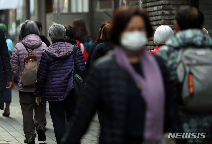 전북 아침까지 곳곳 비…찬바람에 기온 뚝