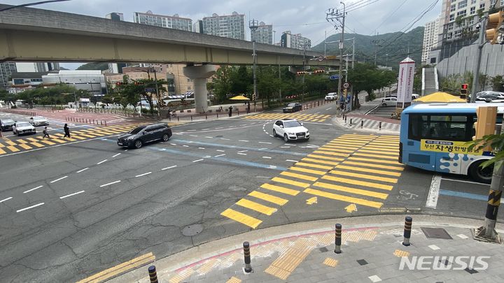 김해 교통안전시설 정비