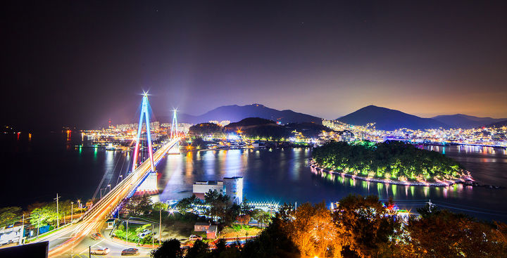 전남 여수시 돌산공원에서 바라본 여수밤바다. (사진= 여수시 제공) *재판매 및 DB 금지