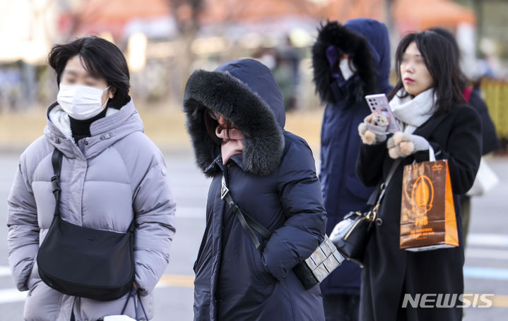 전북 대부분 '한파특보'…내일 아침 -5도, 강풍에 체감 뚝