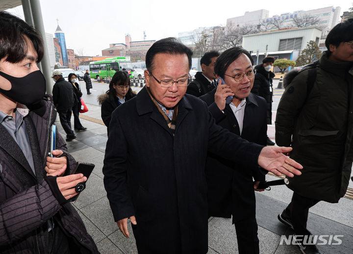 [서울=뉴시스] 김진아 기자 = 김부겸 전 국무총리. (공동취재사진) 2024.01.03. photo@newsis.com