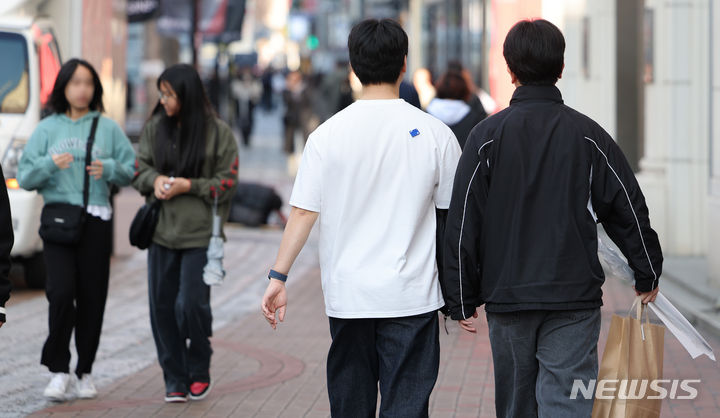 인천, 대체로 흐리고 한때 약한 빗방울…예년보다 온화