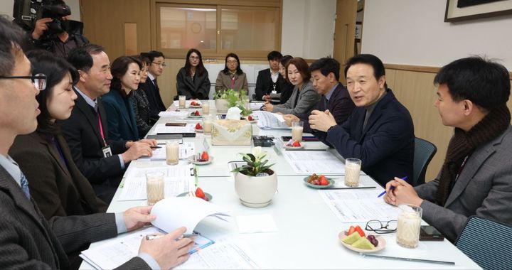 [수원=뉴시스] 늘봄학교 교직원 간담회. (사진=경기도교육청 제공) 2024.03.05. photo@newsis.com *재판매 및 DB 금지