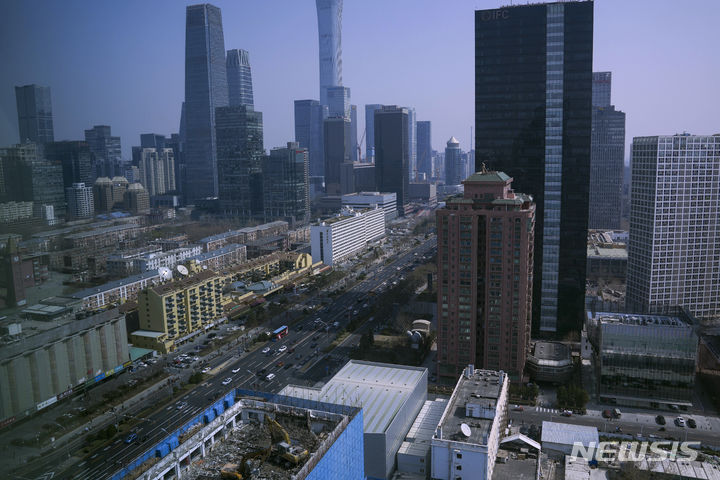 [올댓차이나] China’s real estate industry GDP in the first quarter 5.4%↓…  “Out of 12 industries, it is the only one with a decline” :: Sympathetic Media Newsis News Agency ::