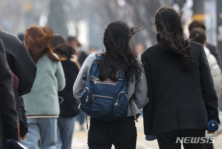 인천, 대체로 맑고 바람 불어 쌀쌀…일교차 10도 이상