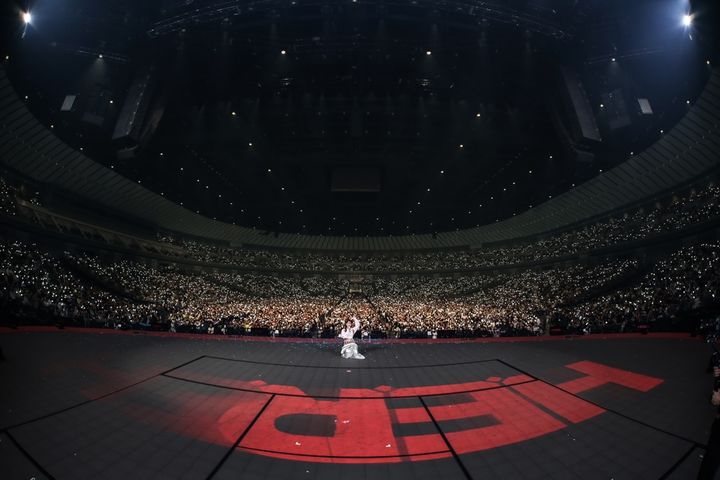 [서울=뉴시스] 아이유 일본 요코하마 콘서트. (사진 = 이담 엔터테인먼트 제공) 2024.03.25. photo@newsis.com *재판매 및 DB 금지