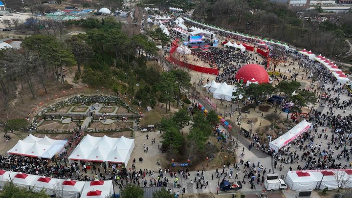 [논산=뉴시스] 논산딸기축제장 *재판매 및 DB 금지