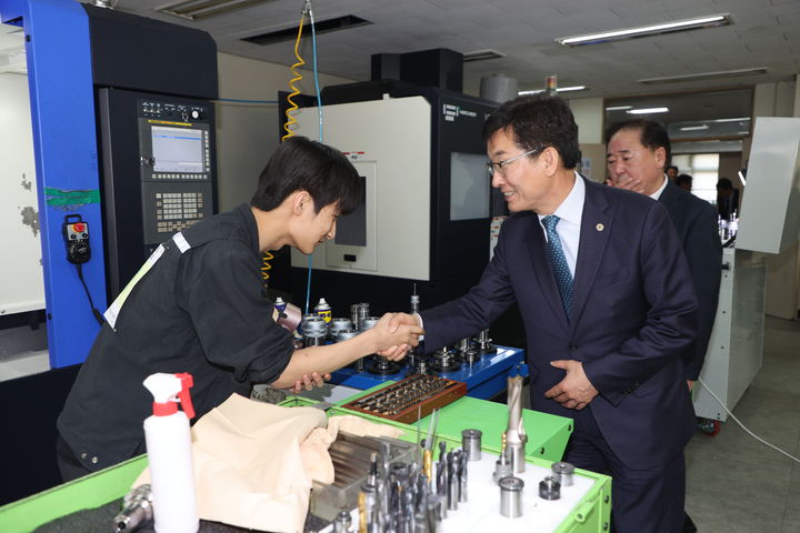 충북 직업계고 학생 68명 전국기능경기대회 출전