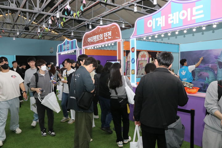 컴투스는 27일부터 28일까지 서울 성동구 성수동에서 '서머너즈 페스티벌(Summoners Festival)’을 개최했다고 밝혔다. (사진=컴투스) *재판매 및 DB 금지