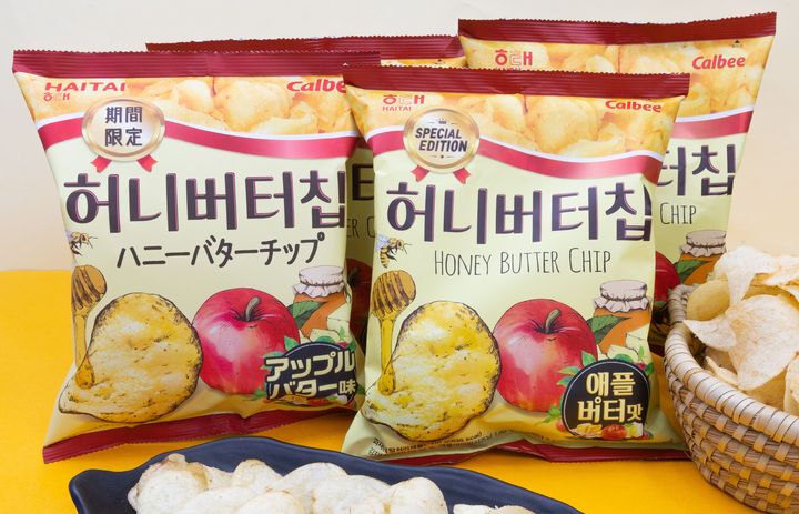 韓日에 동시 출시된 '허너버터칩 애플버터맛' 모습.(사진=해태제과 제공) *재판매 및 DB 금지