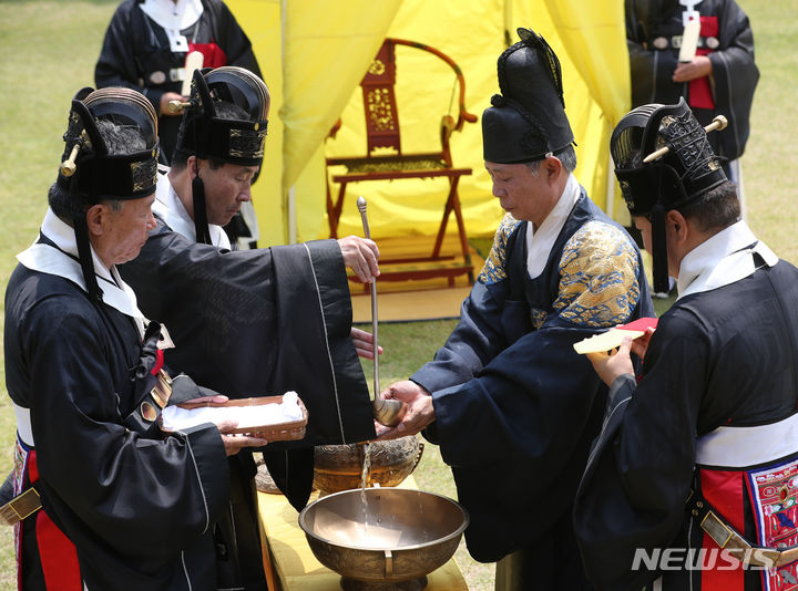세종대왕 탄신 629돌 숭모제전 여주 영릉서 거행