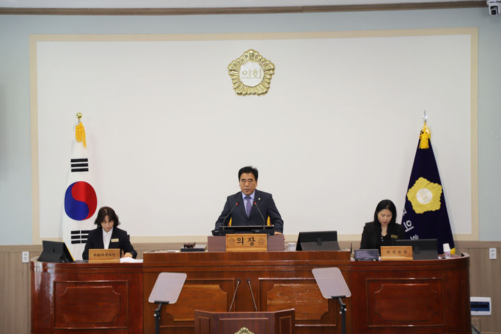 [함안=뉴시스]함안군의회 제301회 임시회.2024.05.21.(사진=함안군 제공) photo@newsis.com *재판매 및 DB 금지