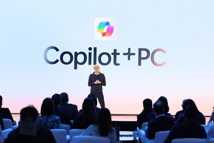 20일 미국 워싱턴 레드몬드에서 열린 행사에서 사티아 나델라 마이크로소프트 회장이 '코파일럿+PC'를 발표했다. (사진=MS 제공) *재판매 및 DB 금지