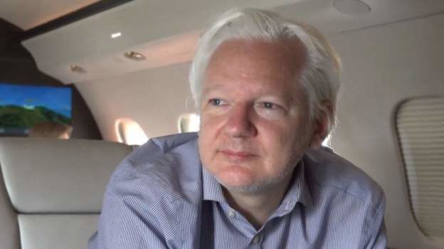 위키리크스가 공개한 사진으로 사이판섬으로 가기 전 방콕 공항에 머문 비행기 안 모습 *재판매 및 DB 금지