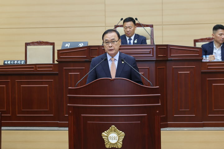 [보성=뉴시스] 보성군의회 후반기 의장에 선출된 김경열 의원. (사진 = 보성군의회). 2024.06.28. photo@newsis.com *재판매 및 DB 금지