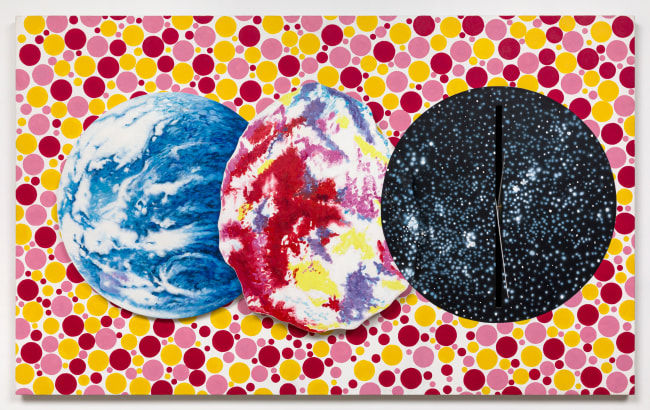 Eclipse_1991. 일식(Eclipse), 1991, Oil and acrylic on canvas and attached shaped canvas piece, with clock mechanism and aluminum clock hands, 122 x 198 cm © 2024 James Rosenquist, Inc. / Licensed by Artists Rights Society (ARS), NY. Used by permission. All rights reserved. Courtesy of the Estate of James Rosenquist *재판매 및 DB 금지