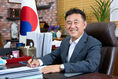 첫 재선 이충우 여주시장 "시민의 믿음, 반드시 성과로 보답하겠다"
