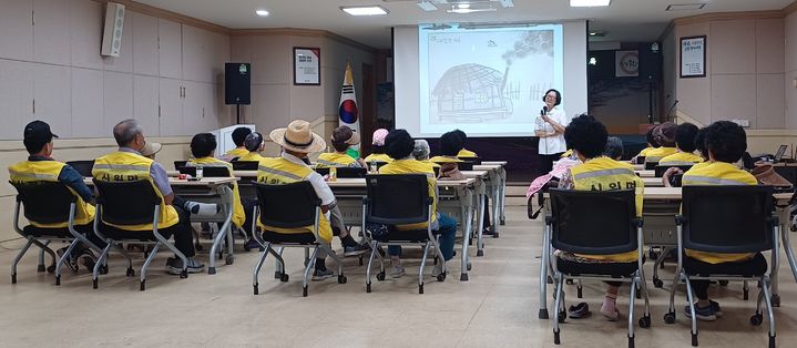 [거창=뉴시스] 거창군청 거창군 찾아가는 성인지 감수성 교육 *재판매 및 DB 금지 *재판매 및 DB 금지