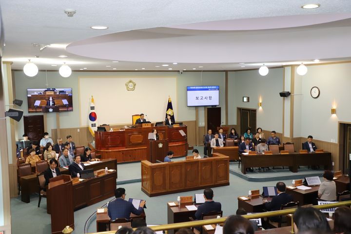 [함안=뉴시스]함안군의회.2024.07.24.(사진=함안군의회 제공) photo@newsis.com *재판매 및 DB 금지