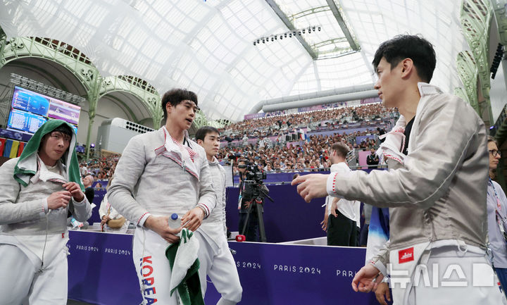 펜싱 남자 사브르, 3연패 길목서 개최국 프랑스와 격돌[파리 2024]