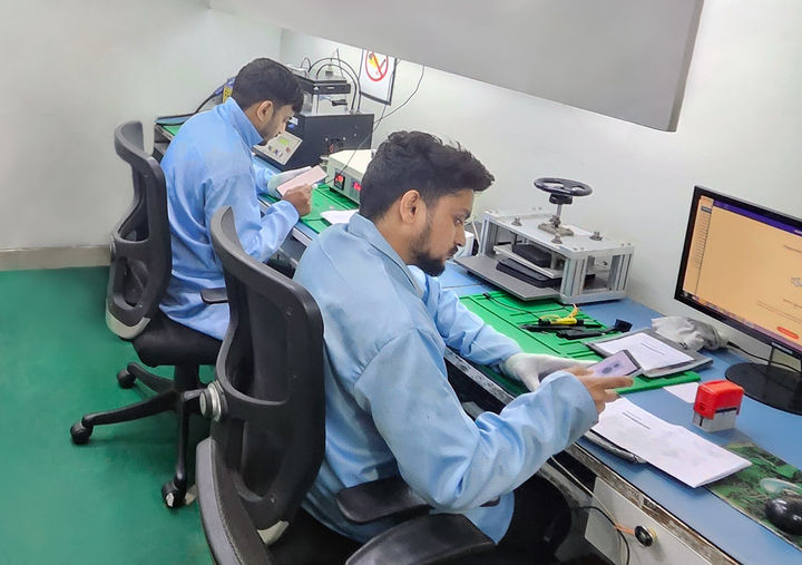 인도 11월 서비스업 PMI 59.8·0.9P↑…