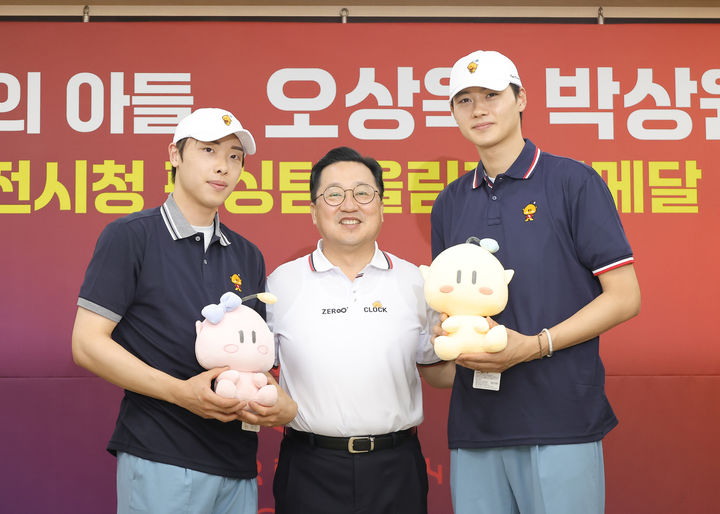 오상욱 "펜싱체육관 지어준다는 약속에 좋은 성적 낼 수 있었다"[종합]