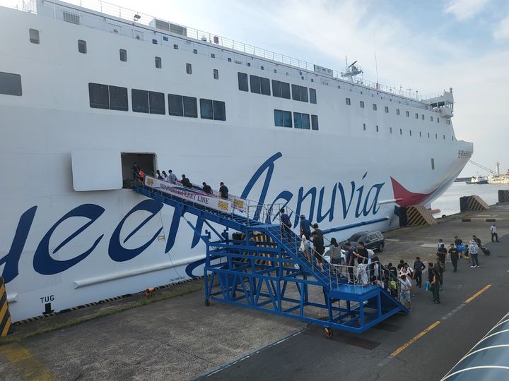 목포-제주 잇는 '퀸제누비아2호' 좌초…올해 2월 항로 투입