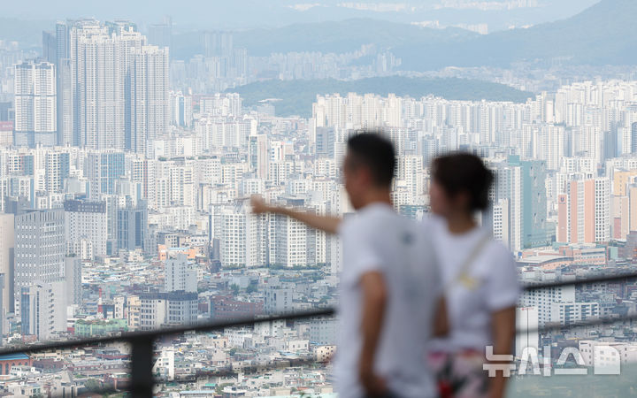 “2021년만큼 오를까”…주택가격 전망, 34개월 만에 최대