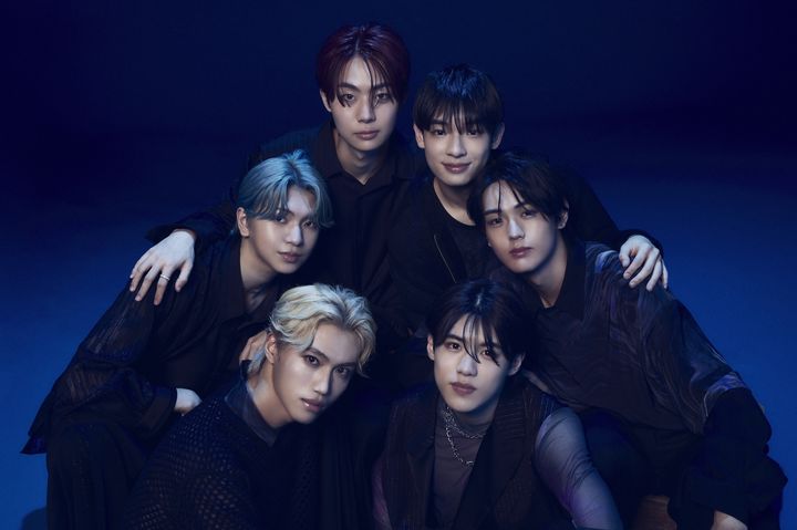 Unveiling the Hidden Gem: Discover the Enchanting World of Korean Traditional Music and Dance, ‘Noraebang’ – A Cultural Phenomenon