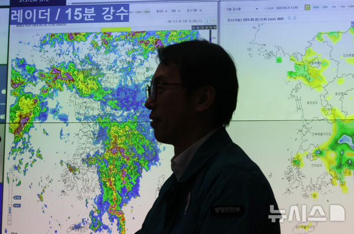 충남권 호우특보…많은 곳 150㎜이상 "기온 뚝↓"