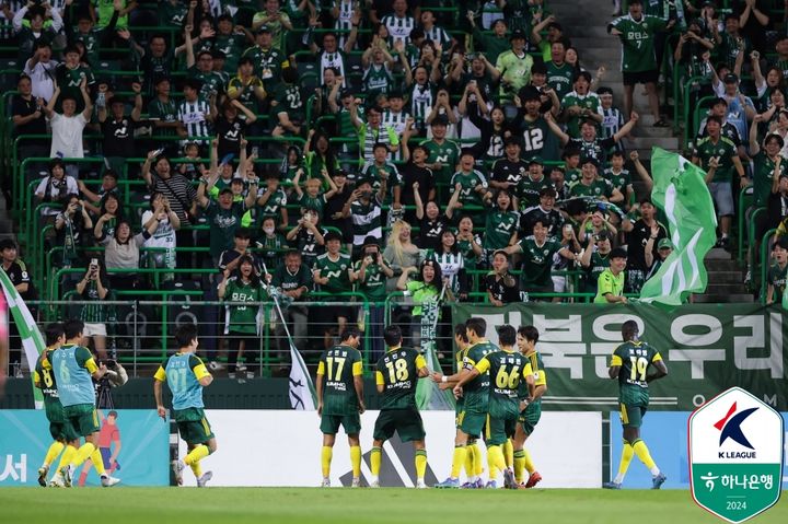 [서울=뉴시스] 프로축구 K리그1 전북현대의 전진우. (사진=한국프로축구연맹 제공) *재판매 및 DB 금지