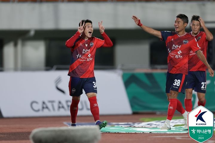 [서울=뉴시스] 프로축구 K리그1 김천상무의 이동경. (사진=한국프로축구연맹 제공) *재판매 및 DB 금지