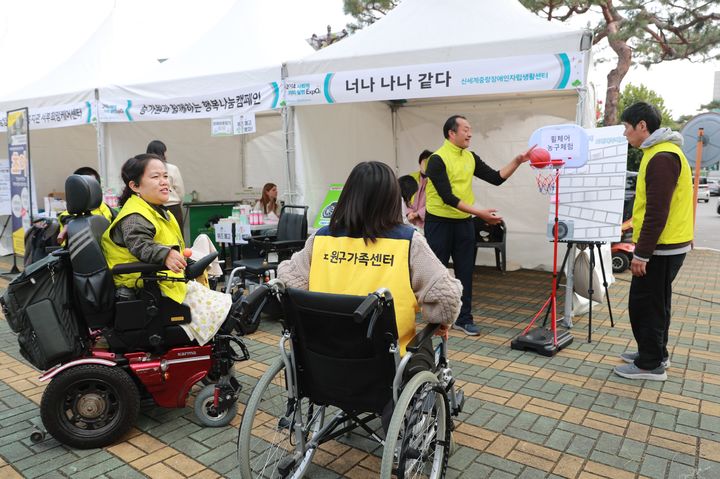 '휠체어 농구 체험' 부스 (사진=삼육대 제공) *재판매 및 DB 금지