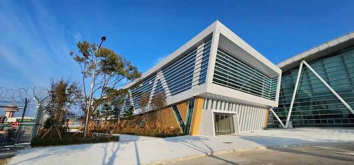 [군산=뉴시스] 군산항 국제여객터미널. (사진=군산해양수산청 제공) 2024.11.05. photo@newsis.com  *재판매 및 DB 금지